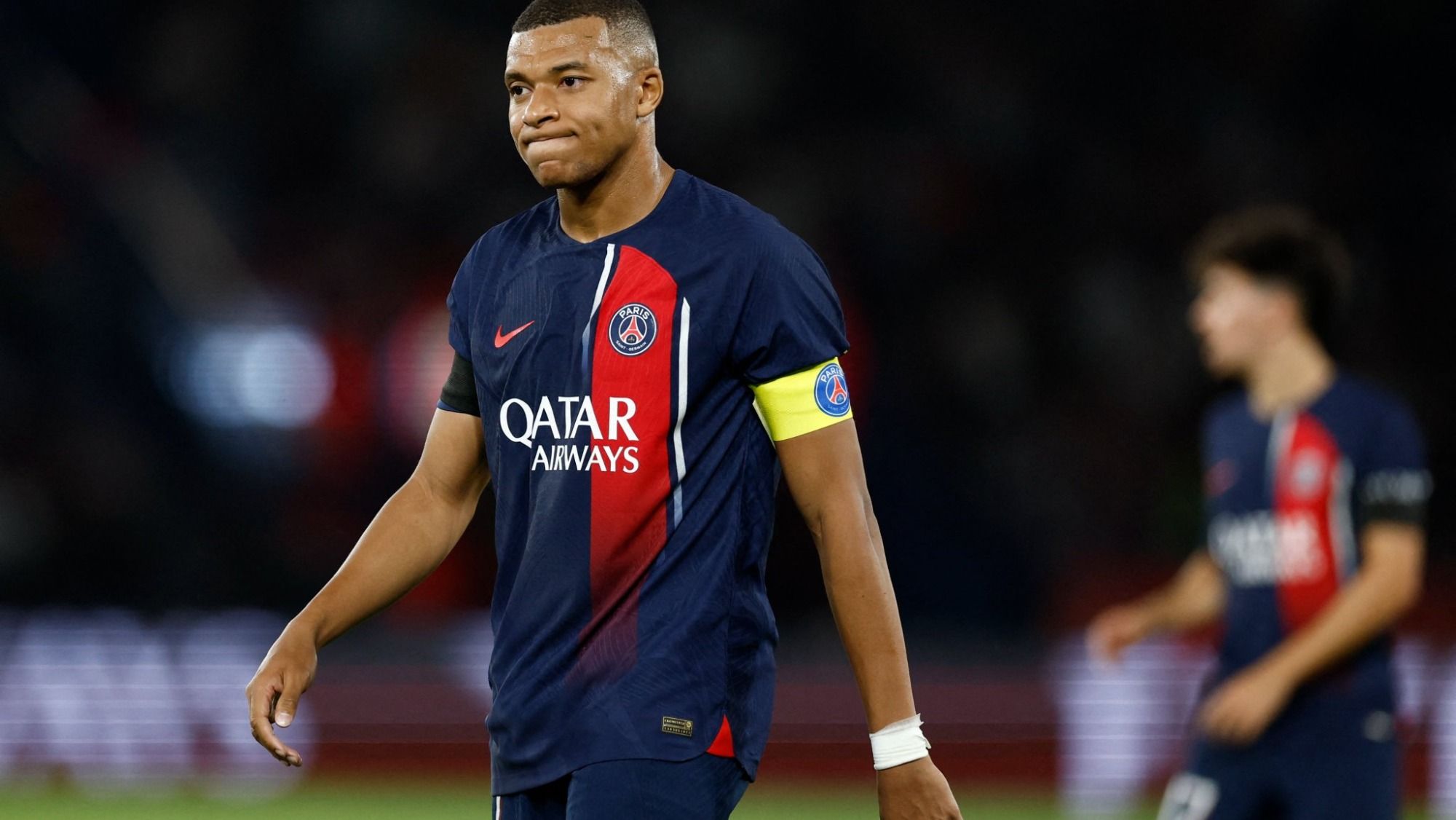 El PSG se estrella y Mbappé no oculta la decepción los gestos del