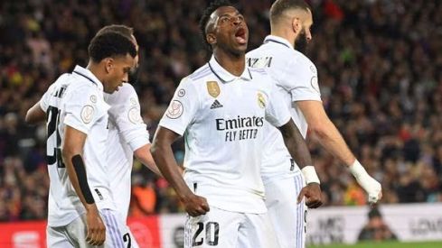 Vinicius Júnior con la camiseta del Madrid en las semifinales de Copa del Rey