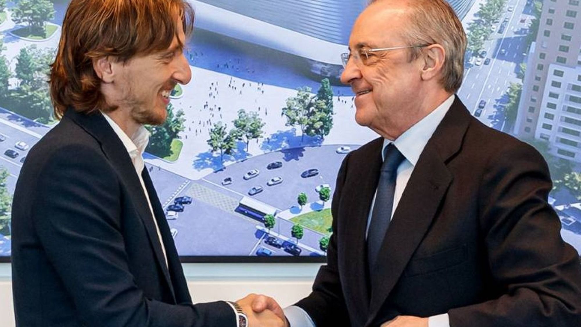 Florentino Pérez quiere que Modric siga en el Madrid muchos años