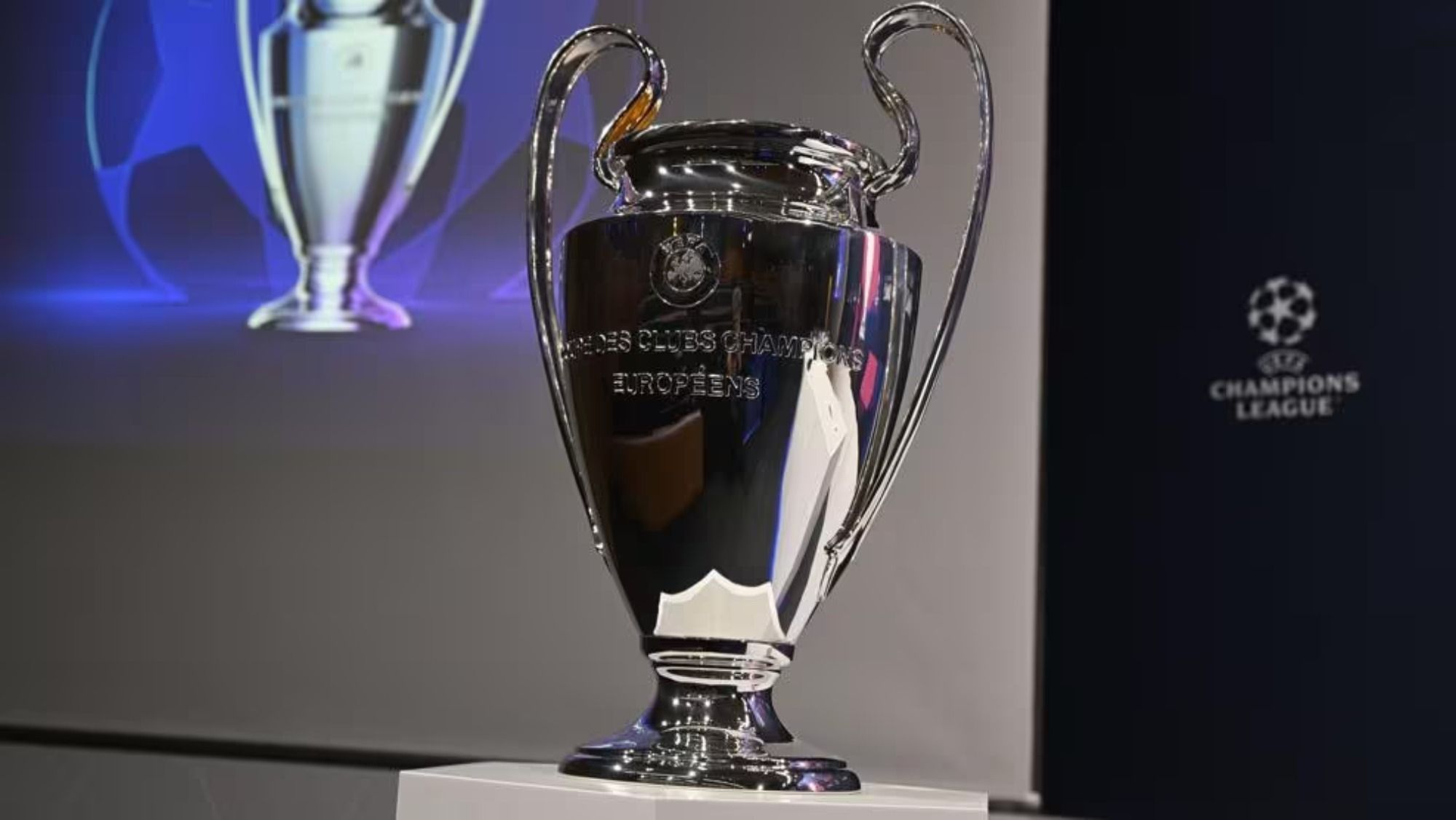 La UEFA cambia el formato de la Champions