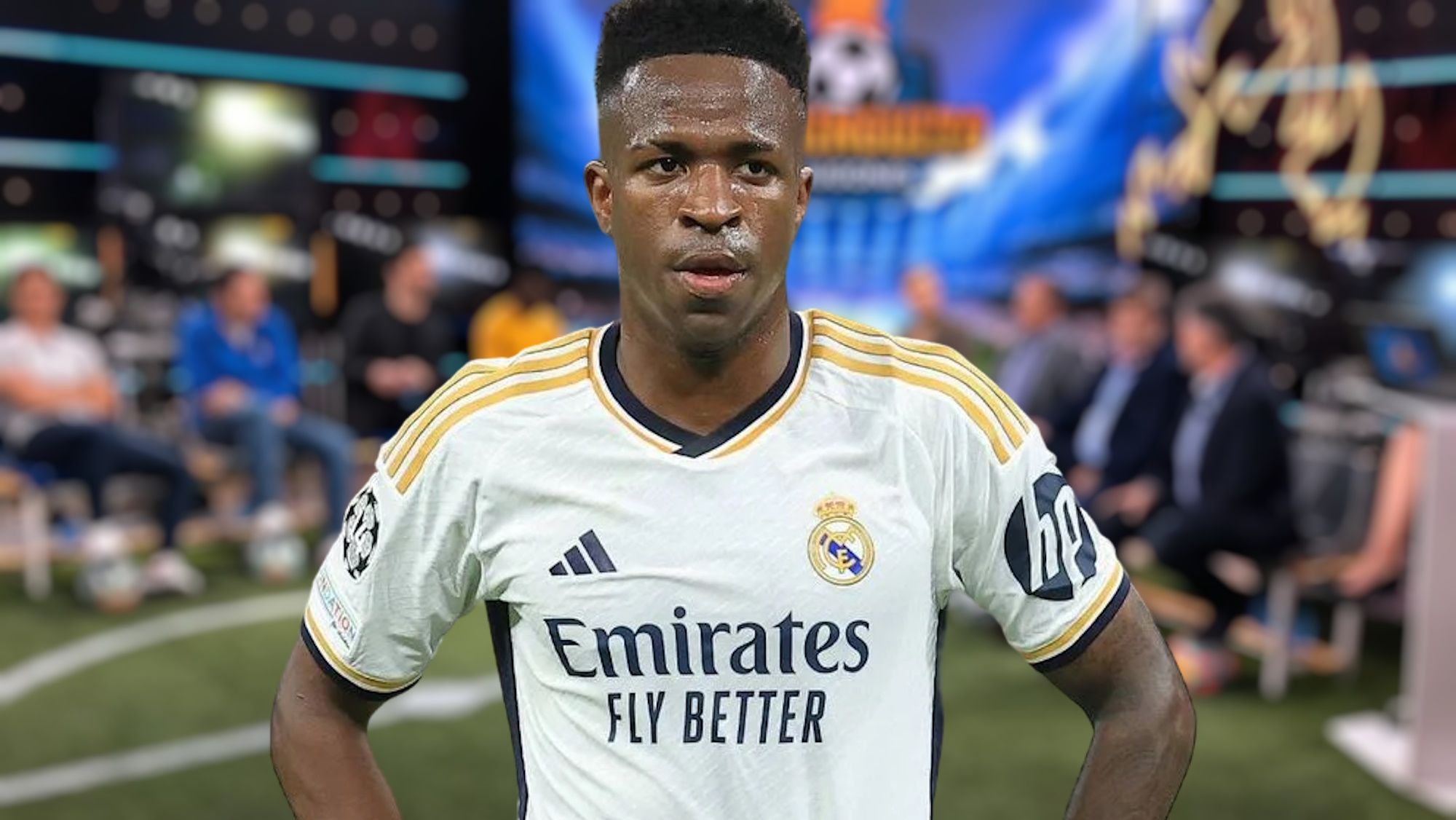 El tertuliano que llamó mono a Vinicius vuelve a las andadas y 'dispara' a otra leyenda del Madrid