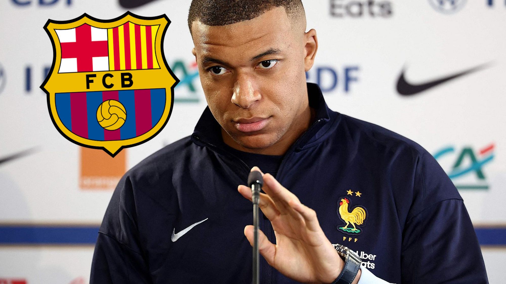 Mbappé enfada a un jugador del Barça y le responde en público