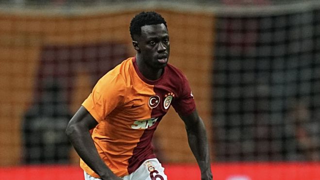 El Galatasaray no está por la labor de dejar salir a Davinson Sánchez en el mes de enero.