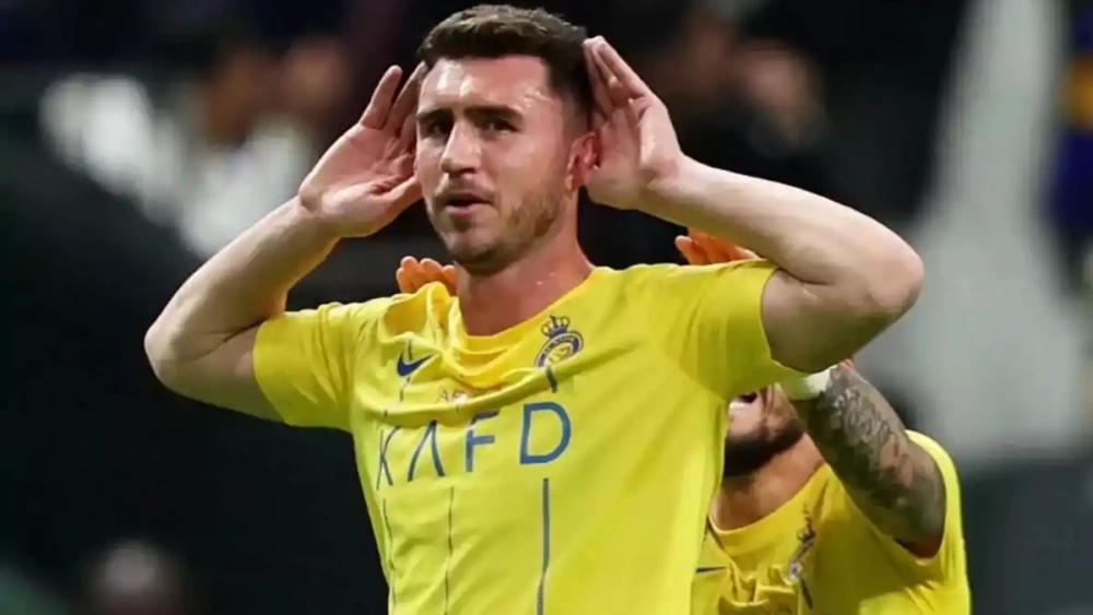 Laporte celebrando con el Al Nassr