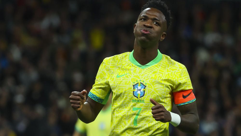 Vinicius con la Selección de Brasil