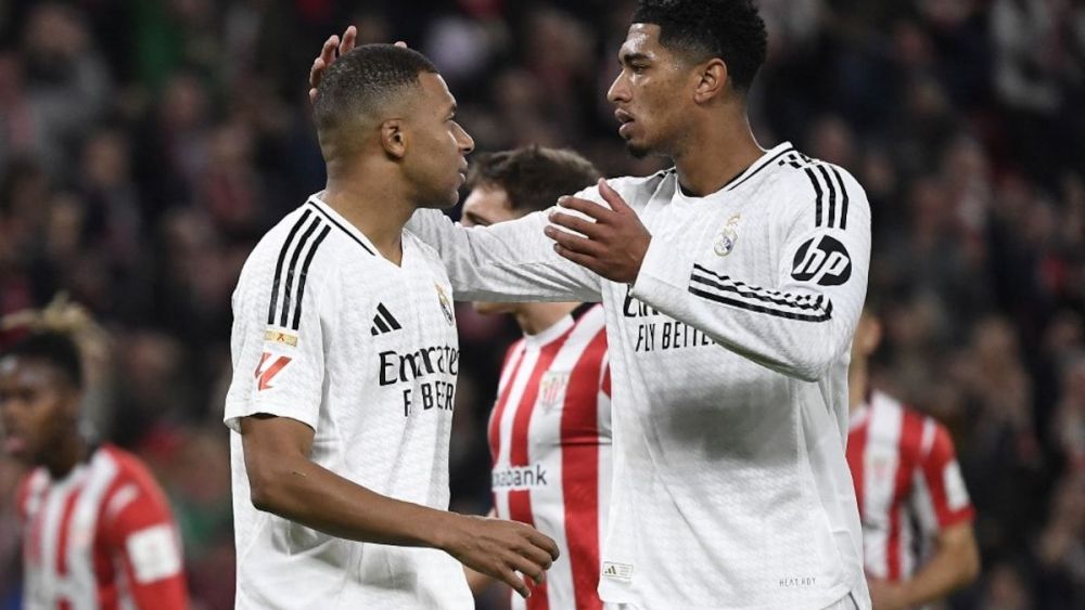 Mbappé y Bellingham en el partido de ayer tras el penalti fallado del francés