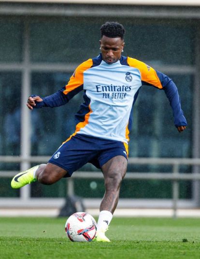 Vinícius Júnior durante un entrenamiento con el Real Madrid.