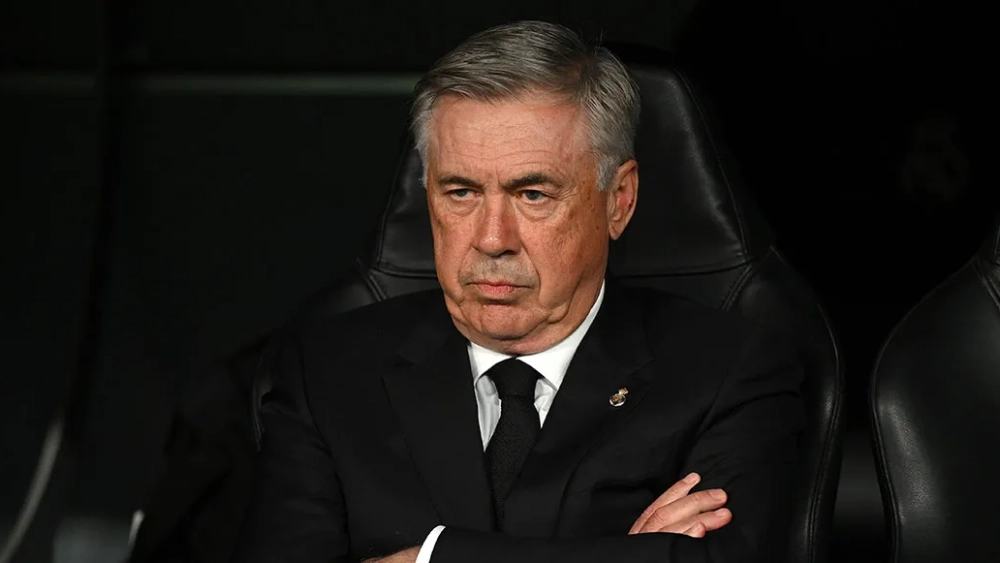 Ancelotti molesto en el banquillo