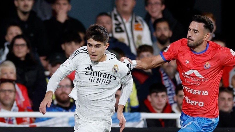 Lorenzo Aguado en el partido de ayer en Copa del Rey frente al Deportiva Minera