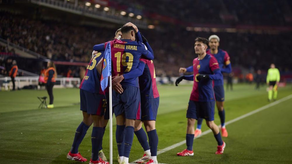 Los jugadores del Barça celebrando en el Barça Betis de ayer