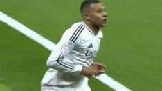 Mbappé celebrando su gol de ayer