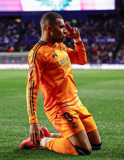 Mbappé celebrando un gol hoy