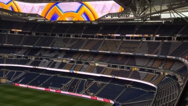 Tifo para esta noche en el Bernabéu para el derbi